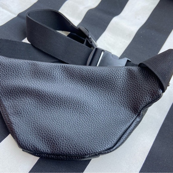 Black Pandora waist/crossbody bag - Picture 7 of 8